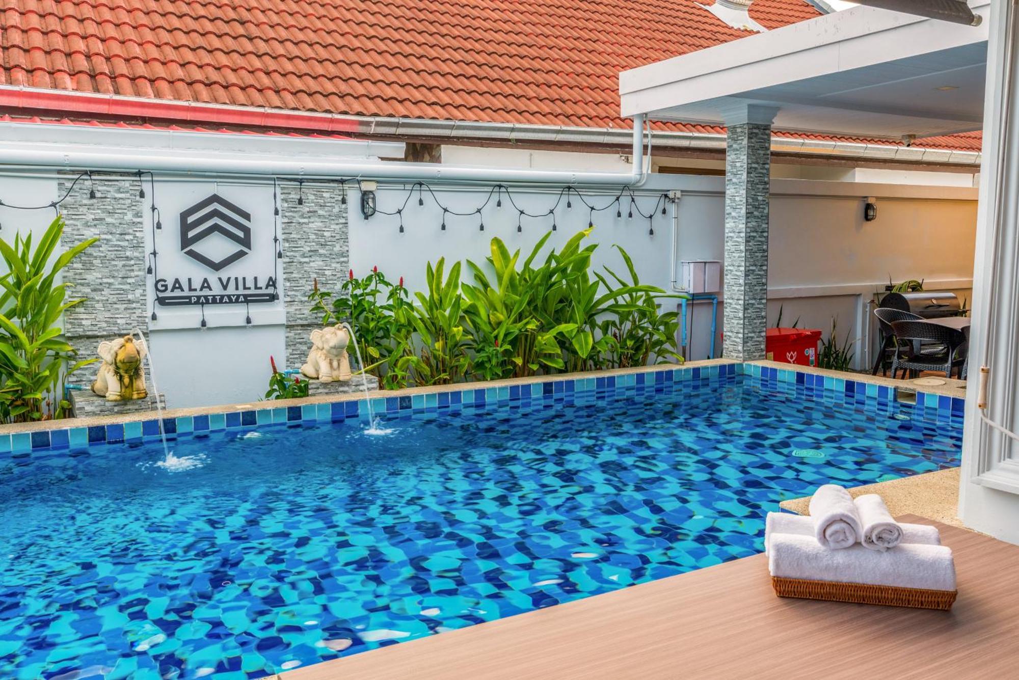 Gala Holiday Villa Pattaya Esterno foto