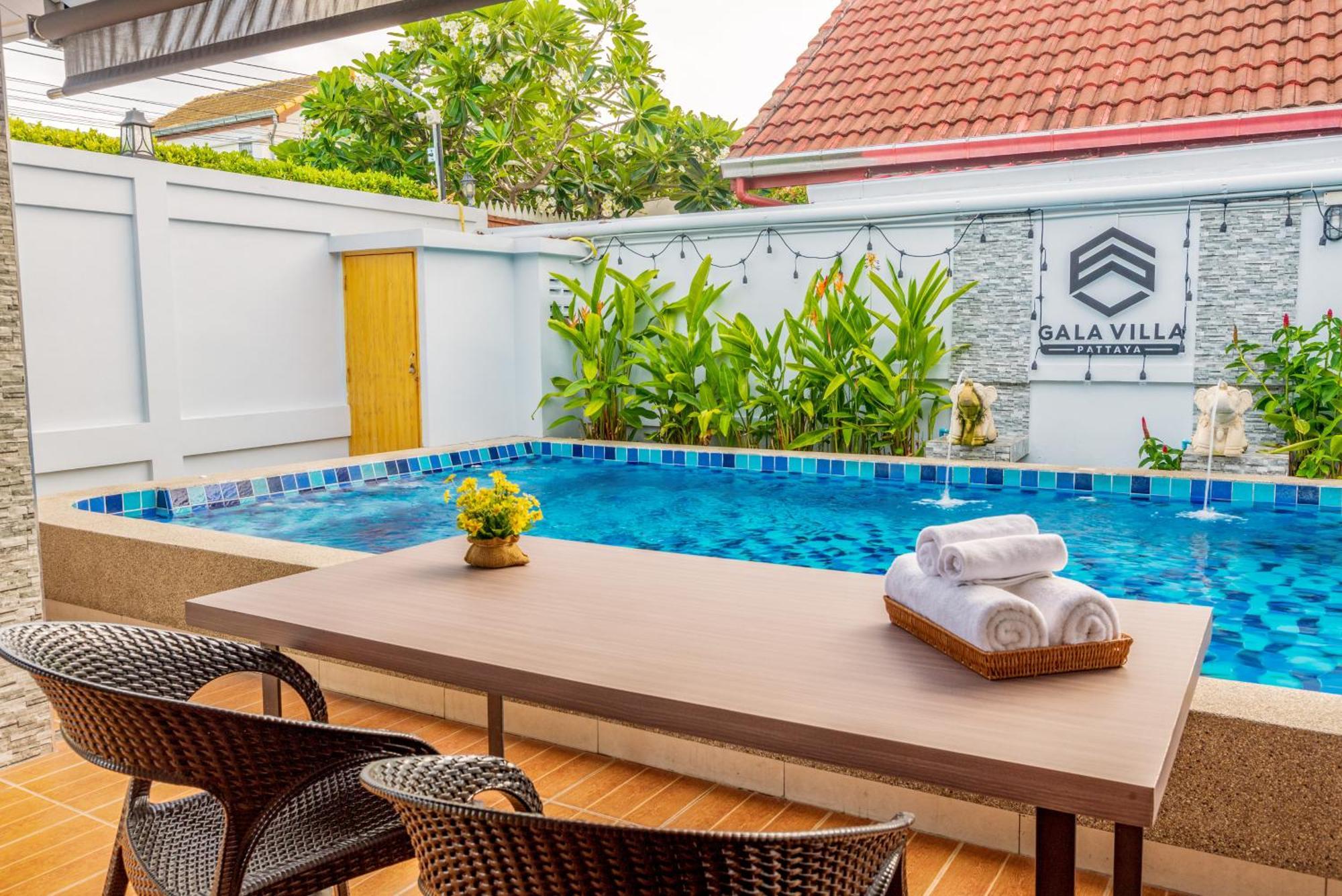 Gala Holiday Villa Pattaya Esterno foto