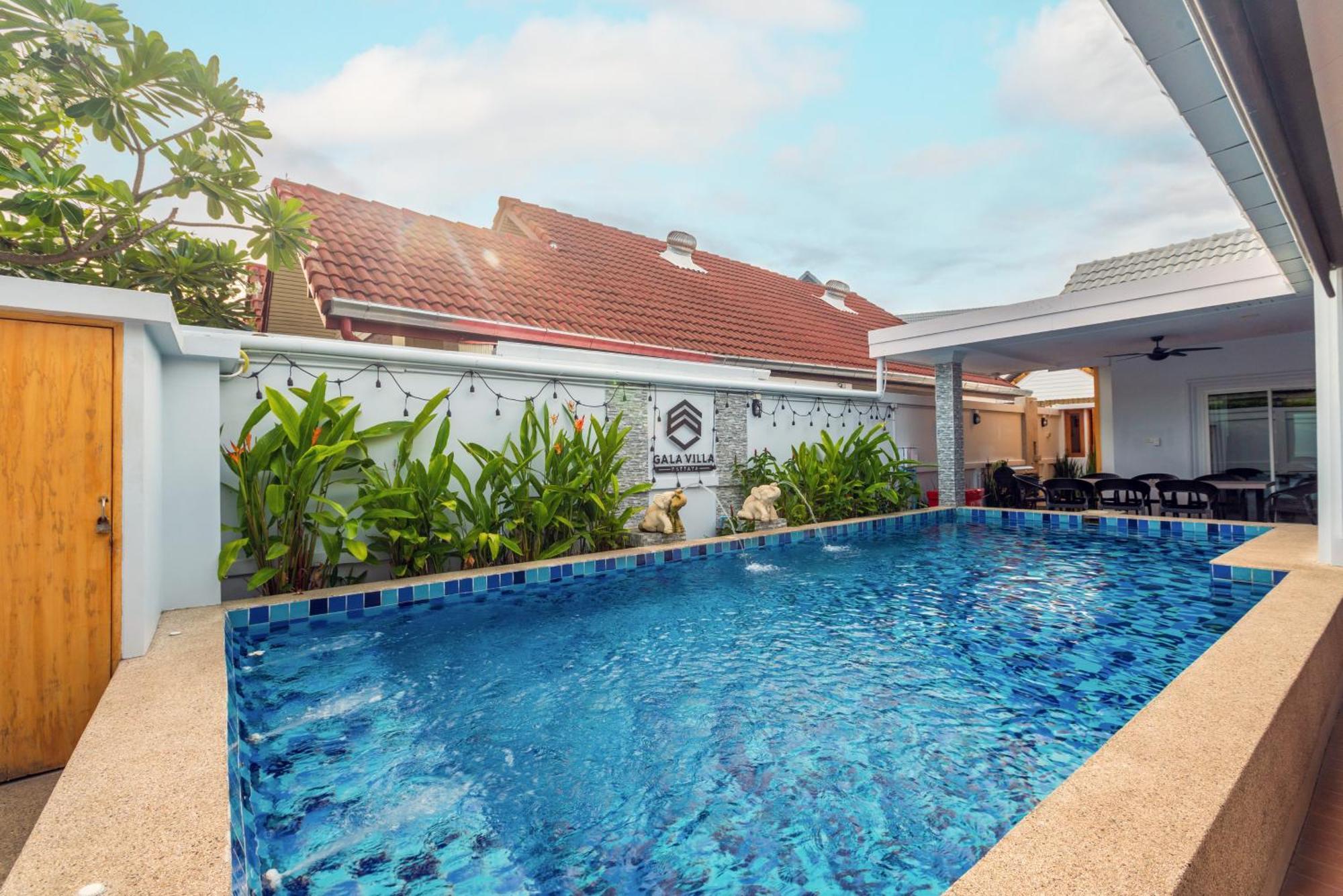 Gala Holiday Villa Pattaya Esterno foto