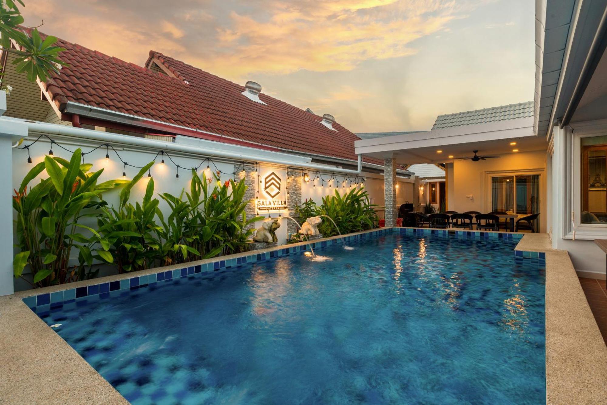 Gala Holiday Villa Pattaya Esterno foto