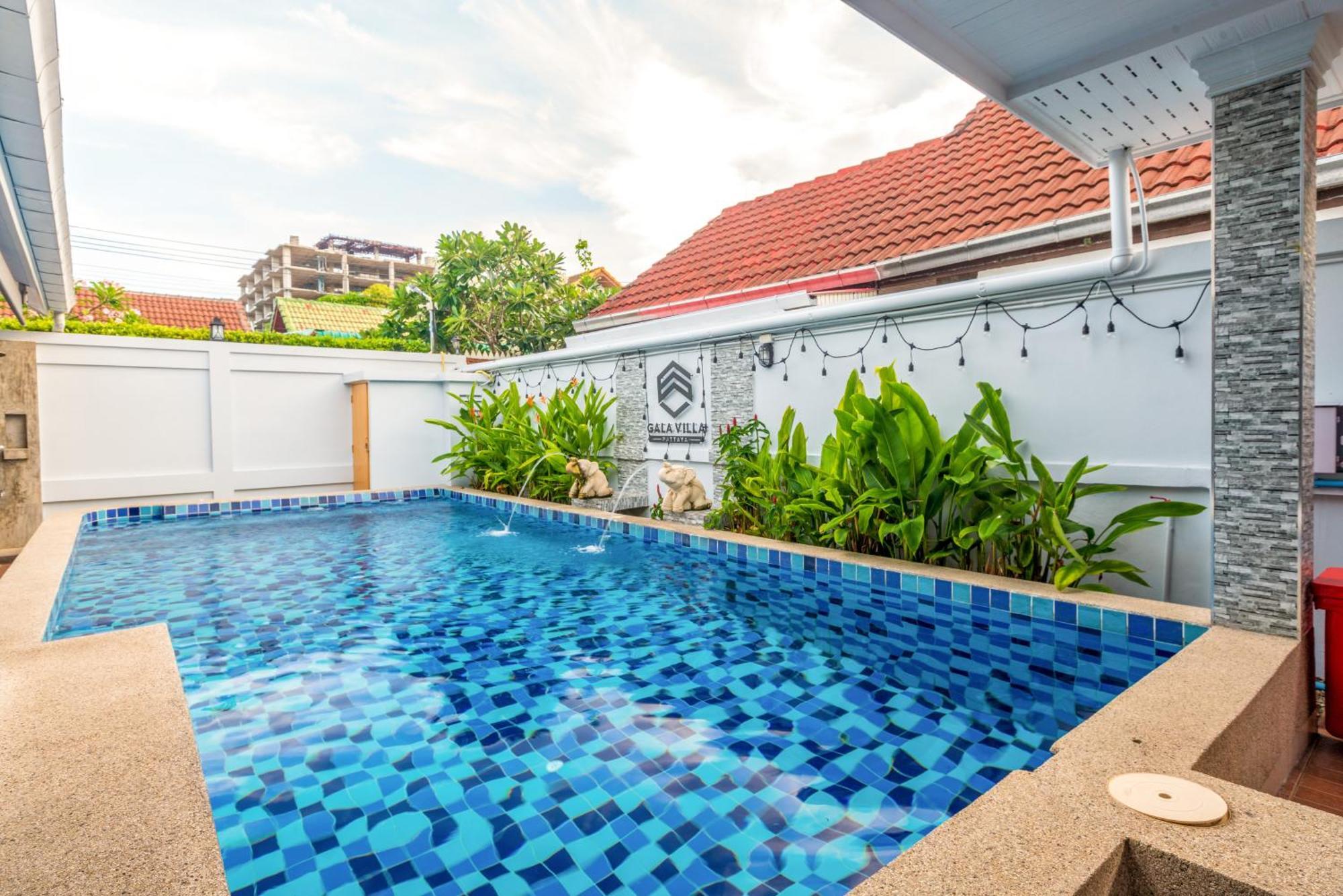 Gala Holiday Villa Pattaya Esterno foto