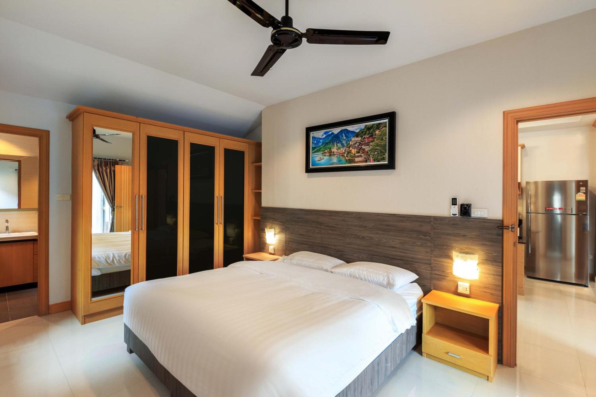Gala Holiday Villa Pattaya Esterno foto