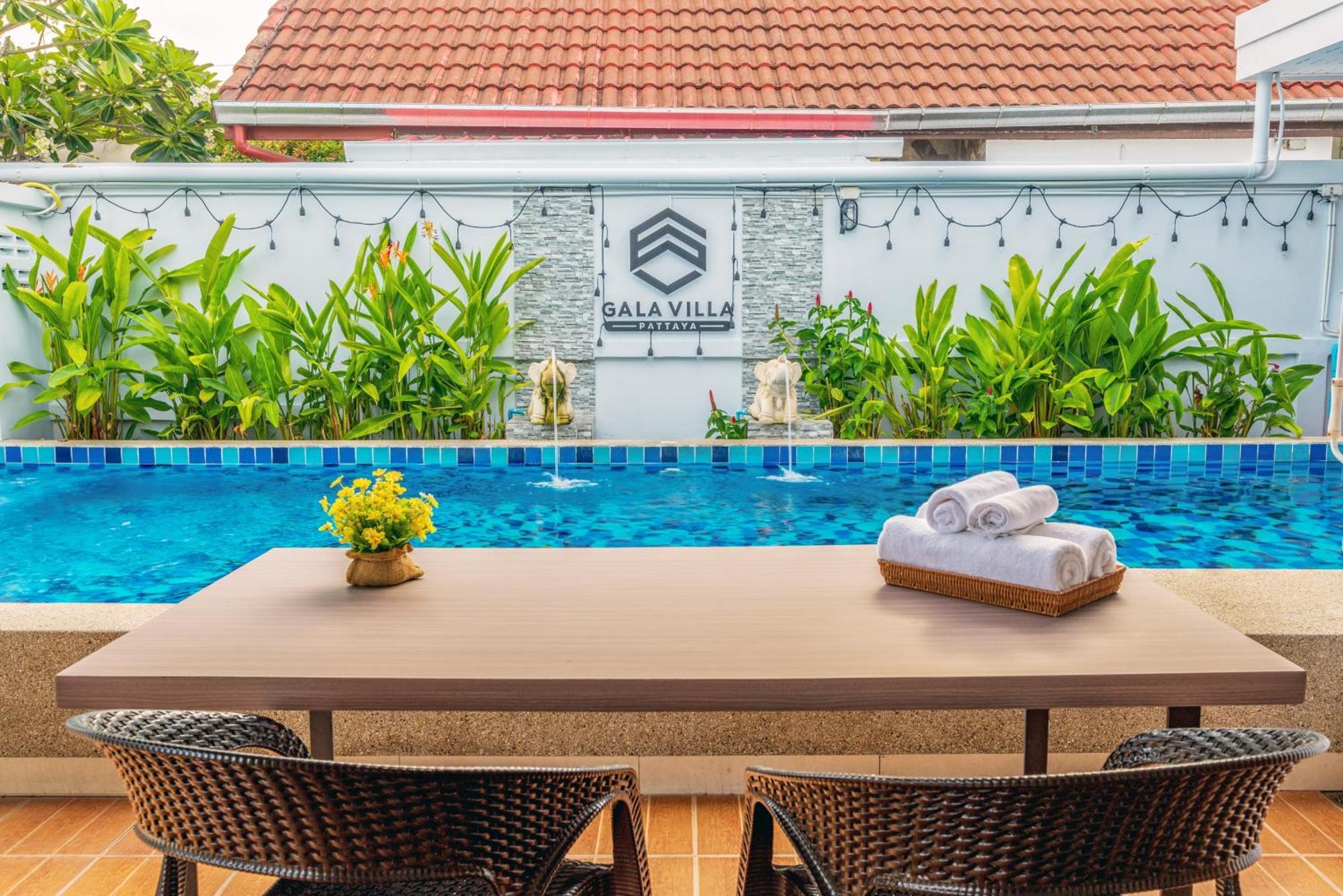 Gala Holiday Villa Pattaya Esterno foto